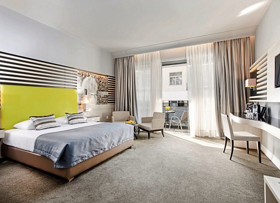 Hotel Lero - Wohnbeipiel Doppelzimmer Executive Poolblick (Zimmercodierung DTB)