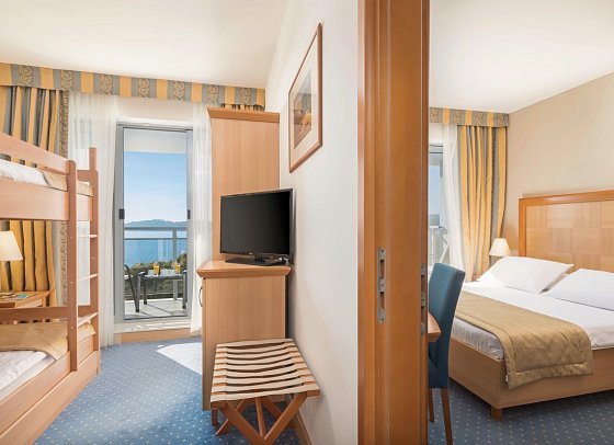 Aminess Vival Grand Azur Hotel - Wohnbeispiel Familienzimmer Superior Meerseite (Zimmercodierung FSC)