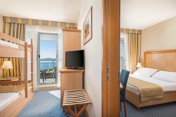 Aminess Vival Grand Azur Hotel - Wohnbeispiel Familienzimmer Superior Meerseite (Zimmercodierung FSC)