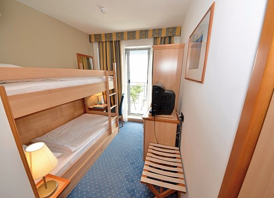 Aminess Vival Grand Azur Hotel - Wohnbeispiel Familienzimmer Superior Meerseite (Zimmercodierung FSC)