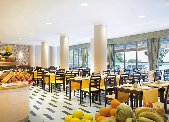 Aminess Vival Grand Azur Hotel