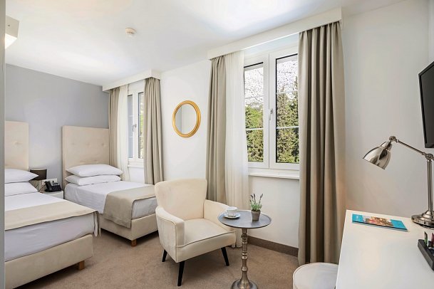 Aminess Younique Bellevue Hotel - Wohnbeispiel Doppelzimmer Haupthaus (Zimmercodierungen DBU & DC1)