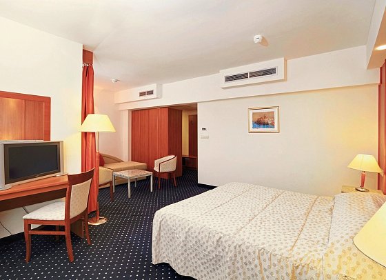 Marko Polo Maradiso Hotel by Aminess - Wohnbeispiel Juniorsuite Superior (Zimmercodierung JSG)