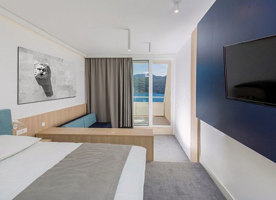 Hotel Osmine - Wohnbeispiel Familienzimmer Meerblick (Zimmercodierung FBM)
