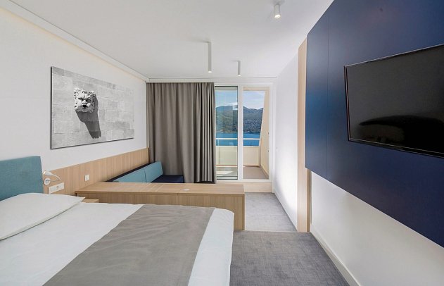 Hotel Osmine - Wohnbeispiel Familienzimmer Meerblick (Zimmercodierung FBM)