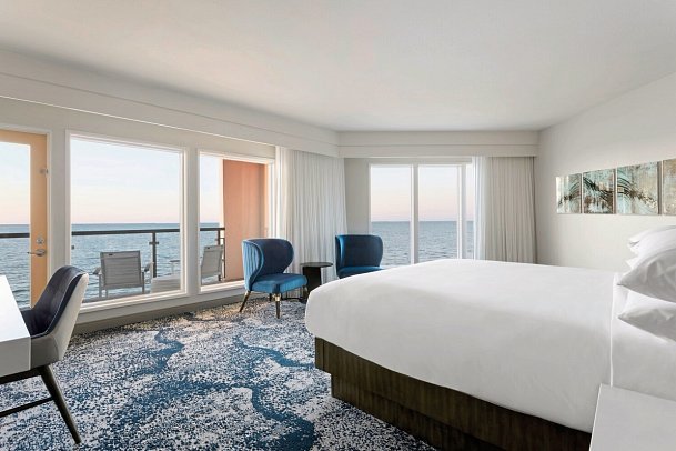 Delta Hotels Virginia Beach Waterfront - Wohnbeispiel King Suite (Zimmercodierung WB1)