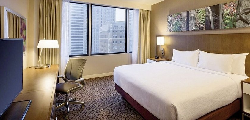 Hilton Garden Inn Downtown Dallas - Wohnbeispiel Standard Room 1 Bed (Zimmercodierung UG1)