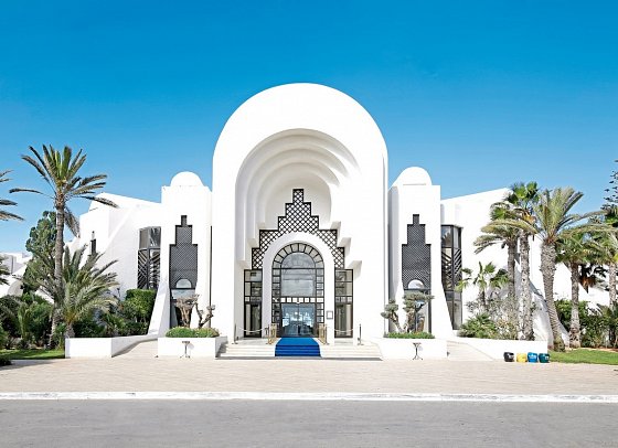 Radisson Blu Palace Resort & Thalasso