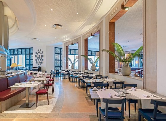 Radisson Blu Palace Resort & Thalasso
