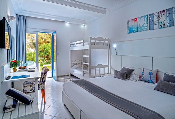 Hari Club Beach Resort - Wohnbeispiel Vierbettzimmer (Zimmercodierung RB1)