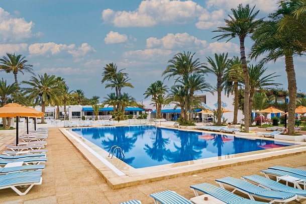 Hari Club Beach Resort