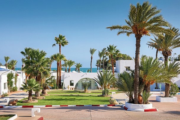 Hari Club Beach Resort