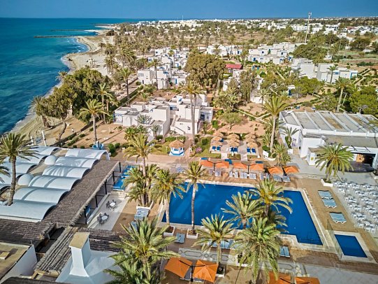 Hari Club Beach Resort