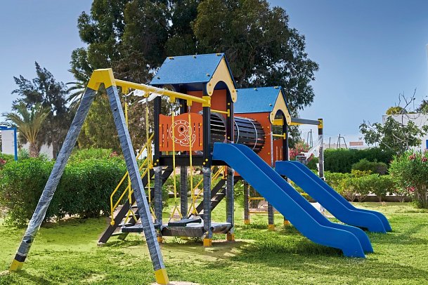 Hari Club Beach Resort