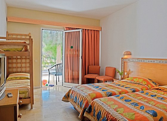 Meninx Resort & Spa