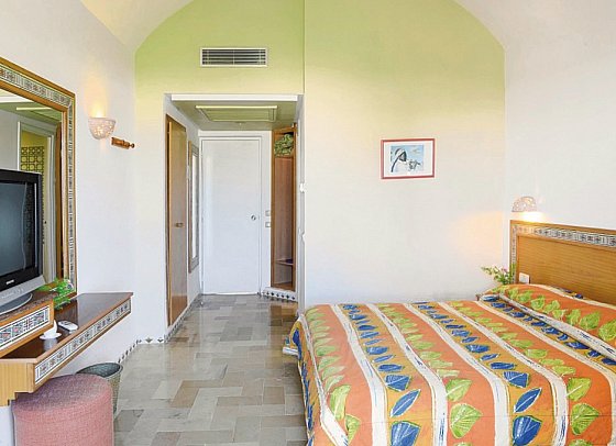 Meninx Resort & Spa