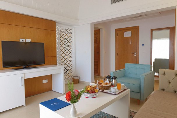 Dar Jerba Zahra - Wohnbeispiel Suite Wohnbereich
