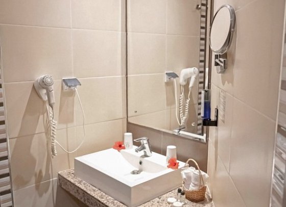 Telemaque Beach & Spa - Wohnbeispiel Bad (Zimmercodierungen DGG, DCG, DP1, DGM, DCM & RB1)