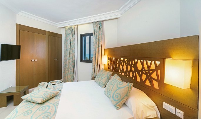Club Palm Azur