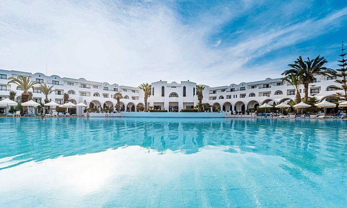 Club Palm Azur