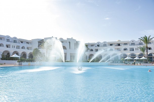 Club Palm Azur