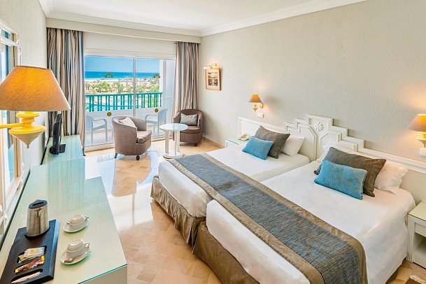 Royal Garden Palace - Wohnbeispiel Doppelzimmer Meerblick (Zimmercodierungen DBM & DCM)