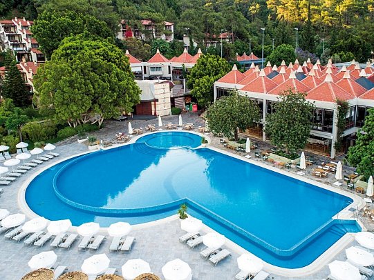 Hillside Beach Club