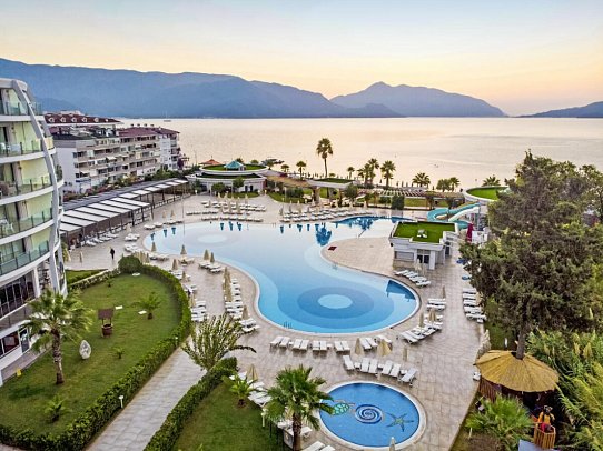 Green Nature Diamond