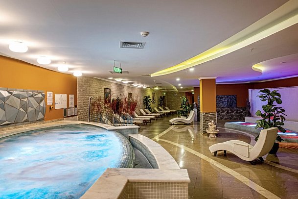 Green Nature Diamond