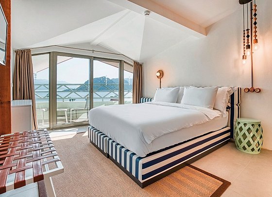 Marti La Perla - Wohnbeispiel Loft Zimmer Meerblick (Zimmercodierung DB4)
