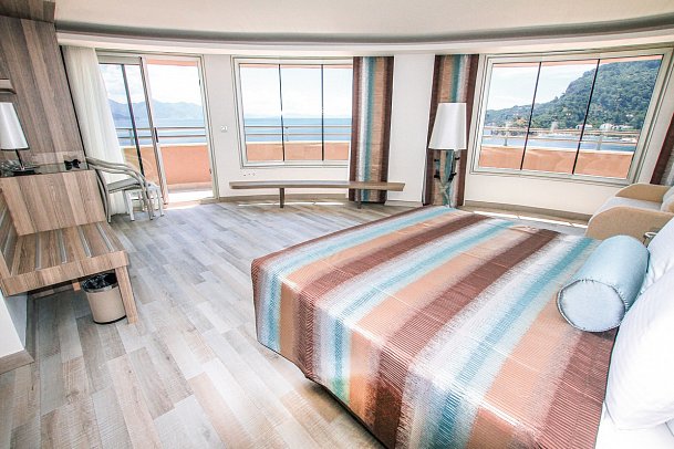 Turunc Premium - Wohnbeispiel Doppelzimmer Panorama Meerblick