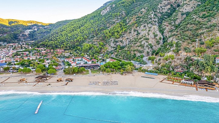 Ölüdeniz Beach Resort by Z Hotels
