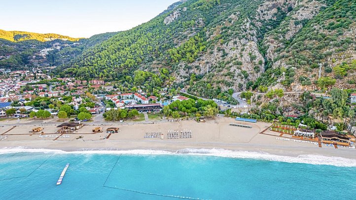 Ölüdeniz Beach Resort by Z Hotels