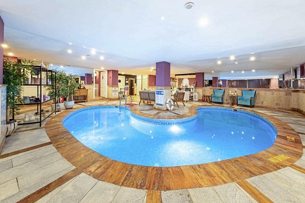 Ölüdeniz Beach Resort by Z Hotels