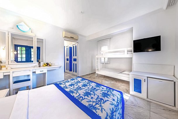 Ölüdeniz Beach Resort by Z Hotels - Wohnbeispiel Doppelzimmer Etagenbett (Zimmercodierung UG1)