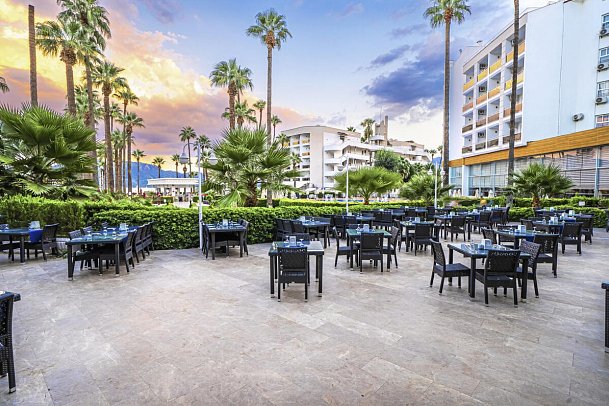 Prime Beach Hotel