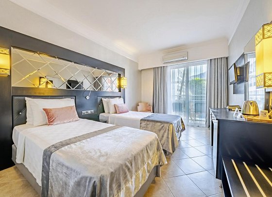 Prime Beach Hotel - Wonbeispiel Doppelzimmer Standard Meerblick (Zimmercodierungen DGM, DCM, DGL & DCL)