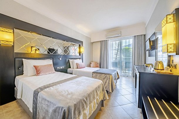 Prime Beach Hotel - Wonbeispiel Doppelzimmer Standard Meerblick (Zimmercodierungen DGM, DCM, DGL & DCL)