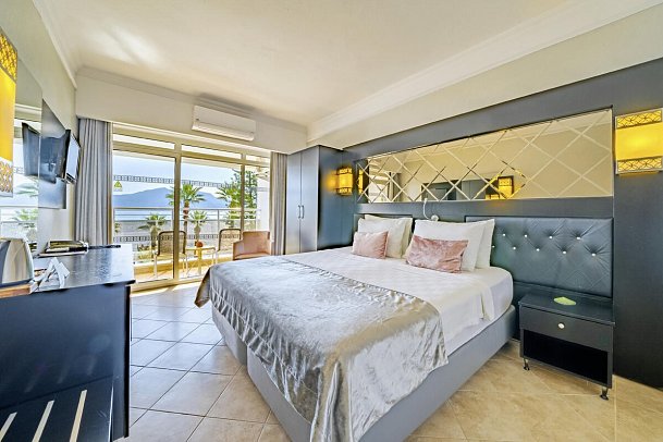 Prime Beach Hotel - Wonbeispiel Doppelzimmer Beach Front Meerblick (Zimmercodierungen D1M & DCO)