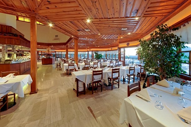 Montana Pine Resort Hotel & Spa
