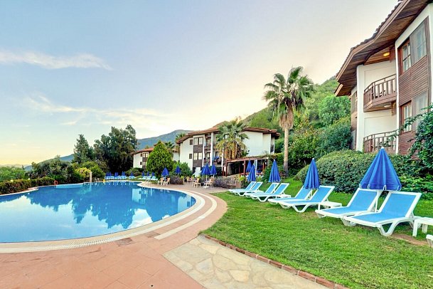 Montana Pine Resort Hotel & Spa