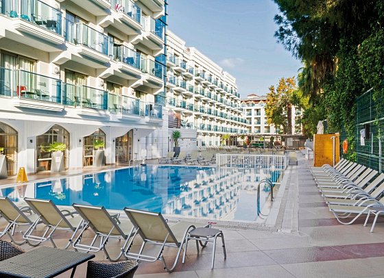 Emre Beach & Emre Hotel