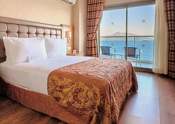 Emre Beach & Emre Hotel - Wohnbeispiel Doppelzimmer Meerblick Emre Beach (Zimmercodierungen DBM & DCM)