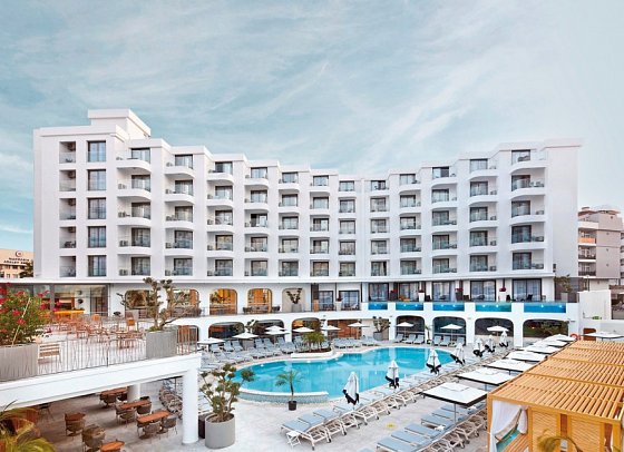 Lalila Blue Suites