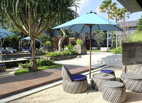 Hotel Indigo Seminyak Bali Beach
