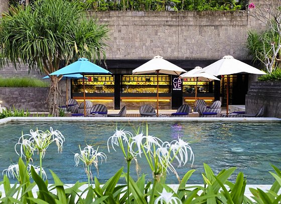 Hotel Indigo Seminyak Bali Beach