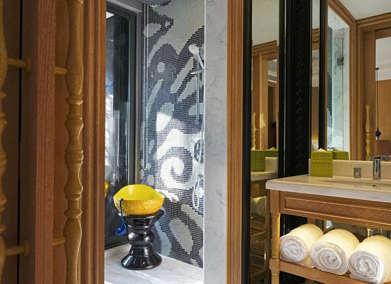 Hotel Indigo Seminyak Bali Beach - Beispiel Bad Standard (Zimmercodierungen UB1, UB3 & UBC)