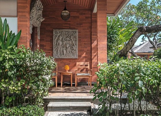 Bali Mandira Beach Resort & Spa - Beispiel Terrasse Garden Cottage (Zimmercodierungen UBG & ULG)