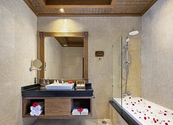 Sakti Garden Resort & Spa - Beispiel Bad Deluxe Garden (Zimmercodierung UD1)