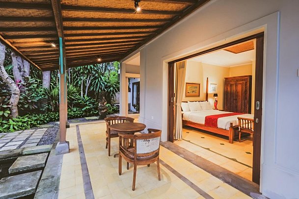 Bebek Cottage Sanur - Beispiel Terrasse Premier (Zimmercodierung UM1)